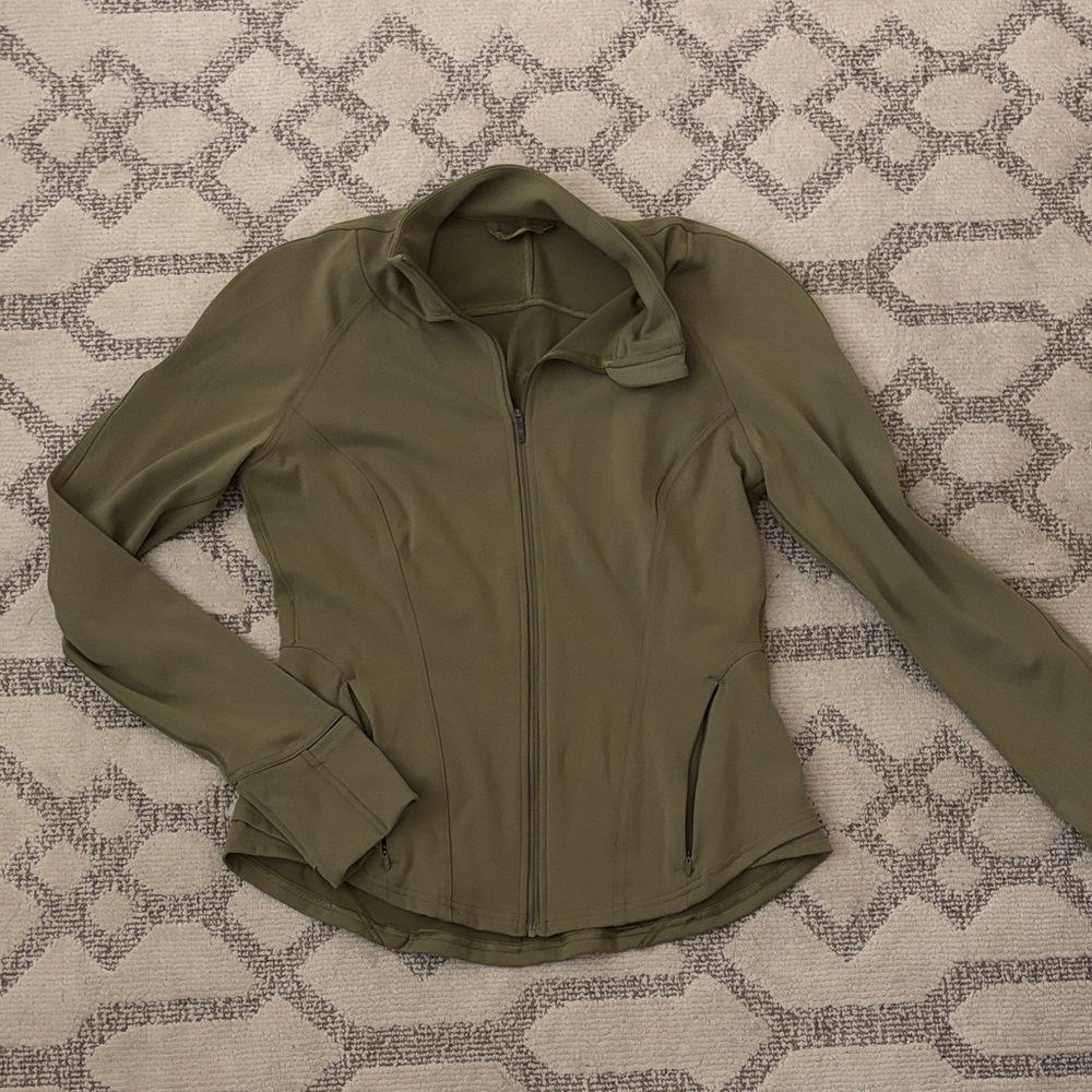 Lululemon Define Jacket in Olive
